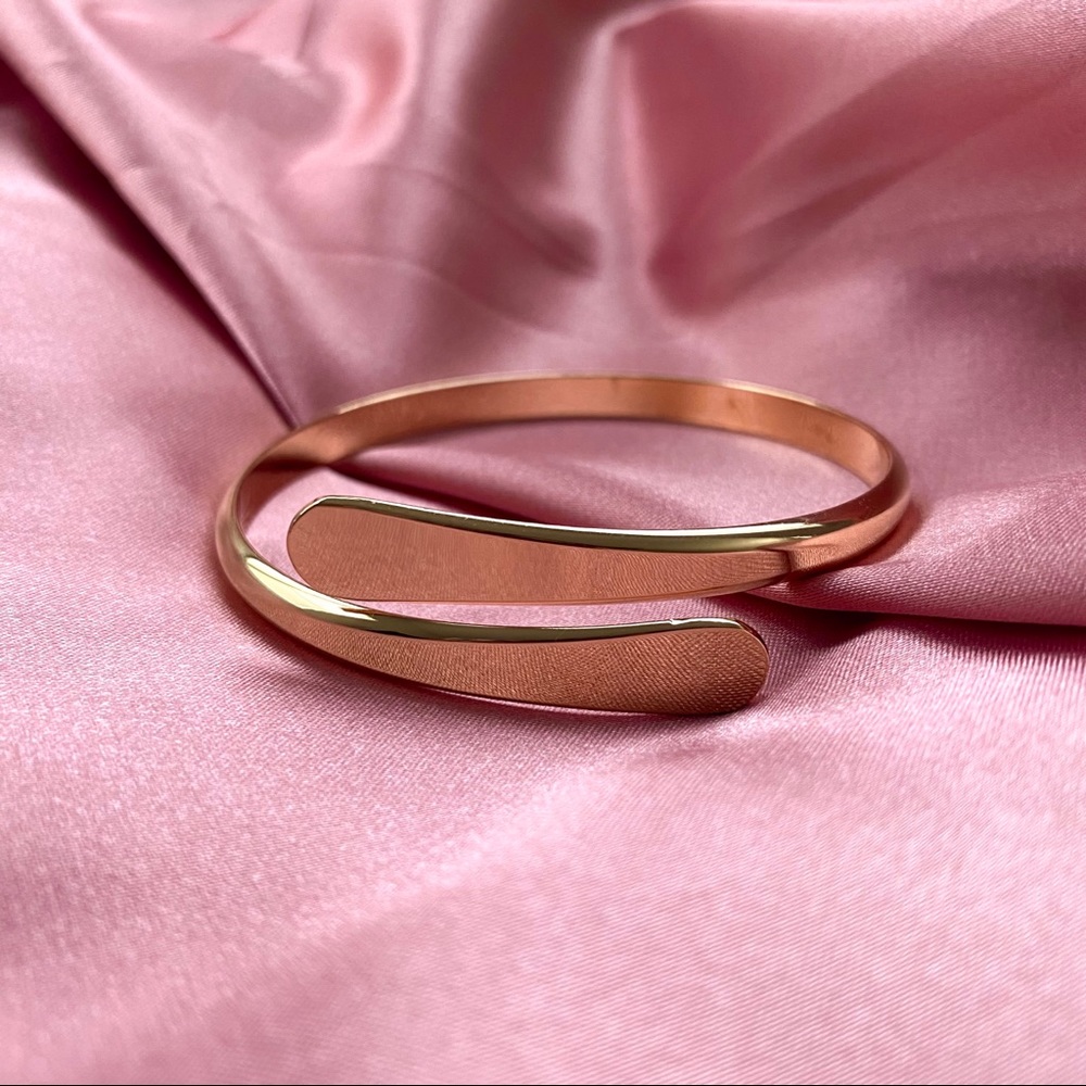 💕LAST ONE Minimalist Metal Cuff bracelets - Picture 5 of 7